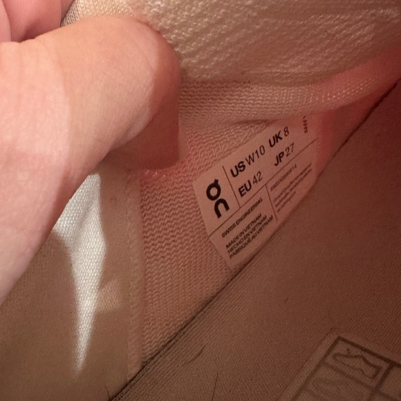 On Women's Cloudeclipse Running Shoes 10 Swiss engineering helion flame/ivory - Picture 7 of 8